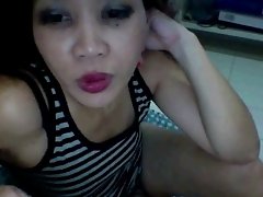 Filipina Online cam girl Roslyn in manila