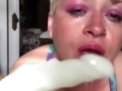 Slut gives drooly spitty bj and gets fucked by jesus