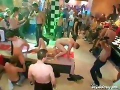 Guys get sweaty dancing and sucking cock in club